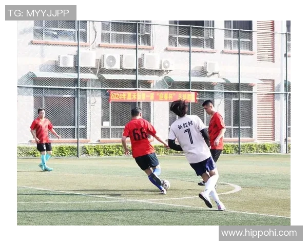 黄丽独家揭秘足球技巧与心得分享助你提升球技与战术理解